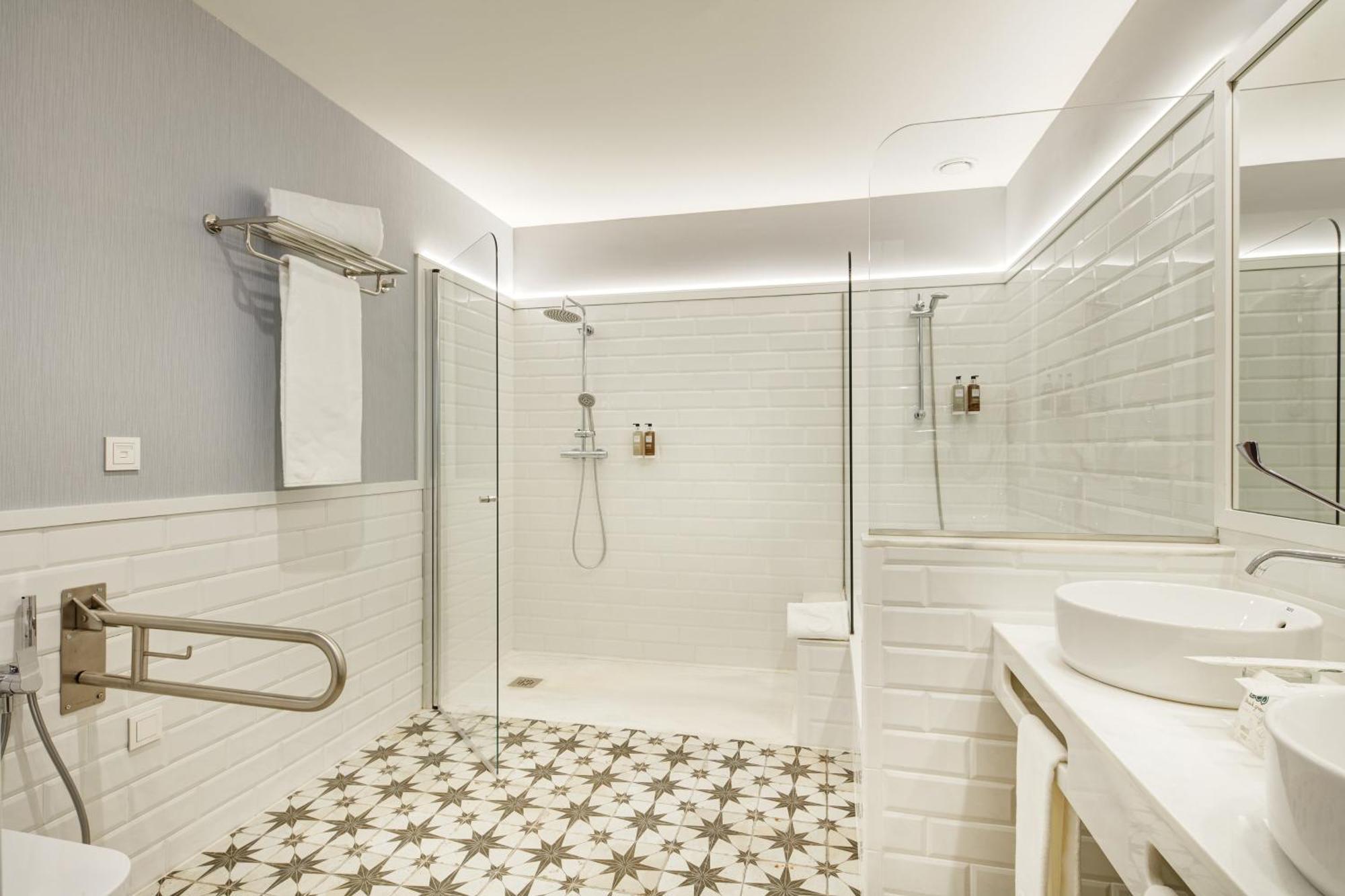 Sercotel Granada Suites Экстерьер фото