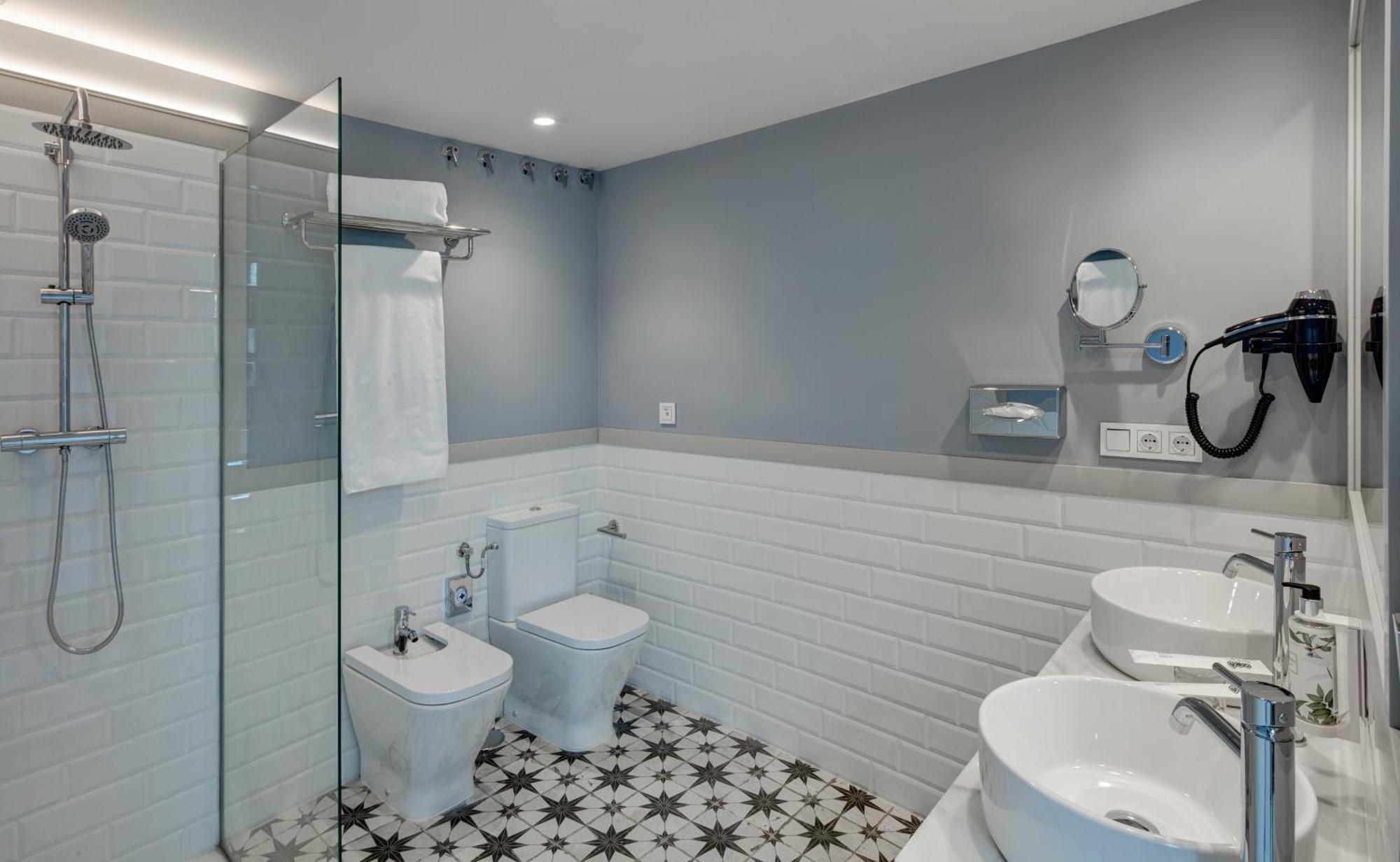 Sercotel Granada Suites Экстерьер фото